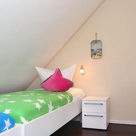 Duenenhaeuser Haus 1 Holiday home *