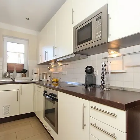 Duenenhaeuser Haus 1 *