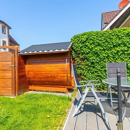 Duenenhaeuser Haus 1 *