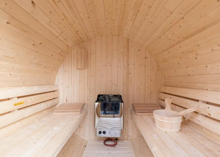 Duenenhaeuser Haus 1 *